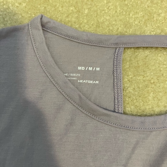 Under Armour T Shirt - Picture 3 of 4